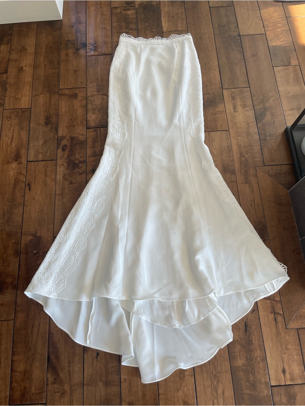 Catherine Deane White Lace-Trim Mermaid Skirt